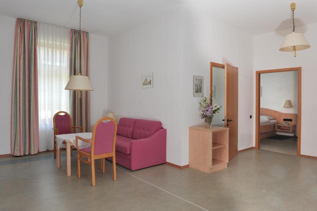 Posezení v ubytování Hotel Grüner Baum