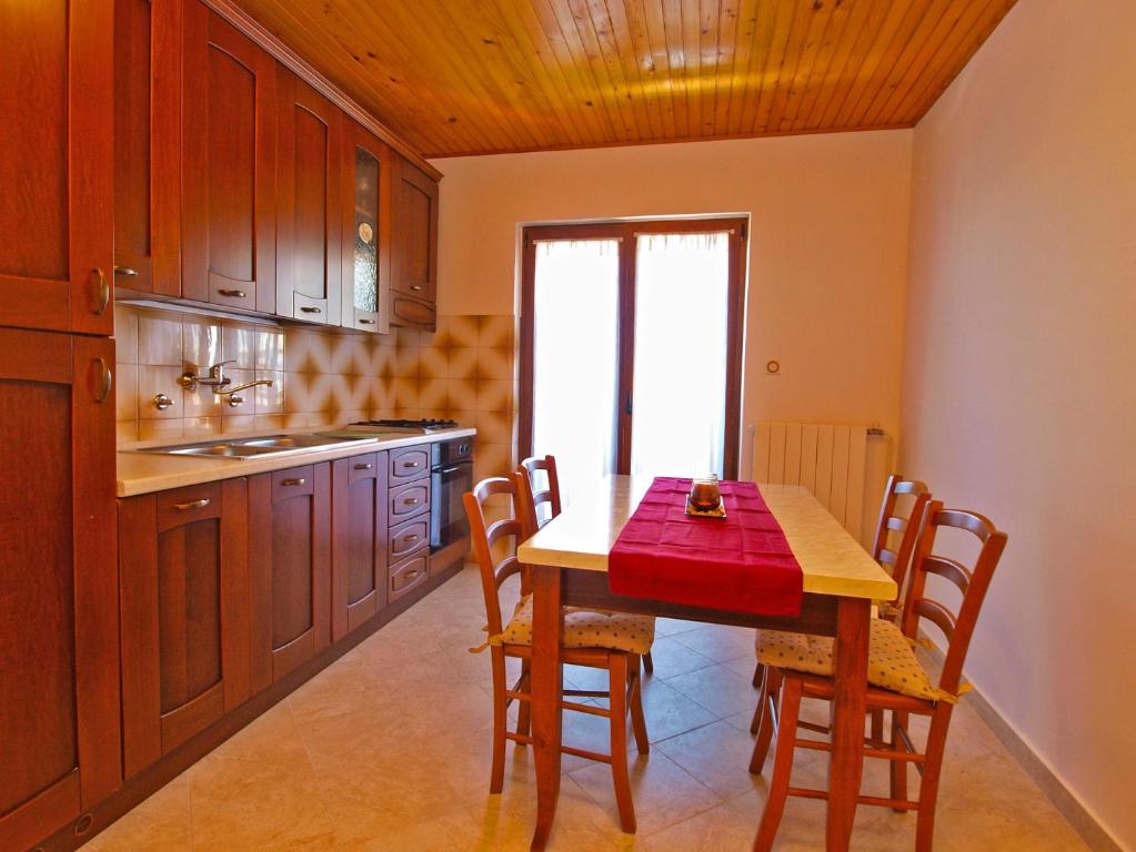 Kuchyňa alebo kuchynka v ubytovaní Apartment Zorko 707