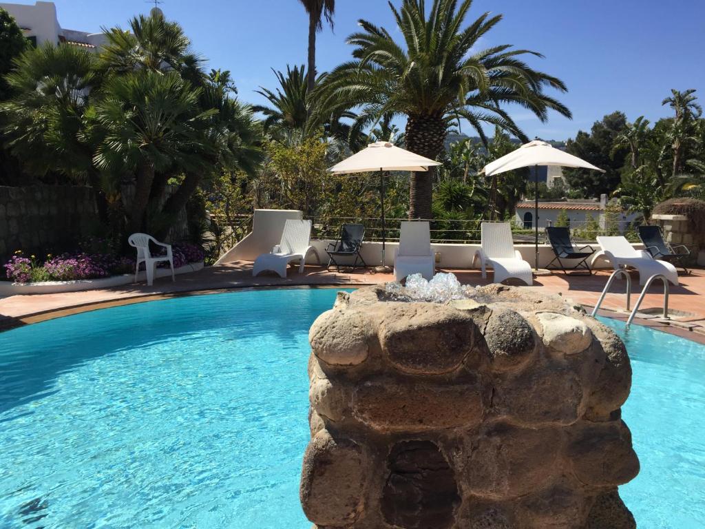 Bazén v ubytování Paco Residence Benessere & Relax nebo v jeho okolí