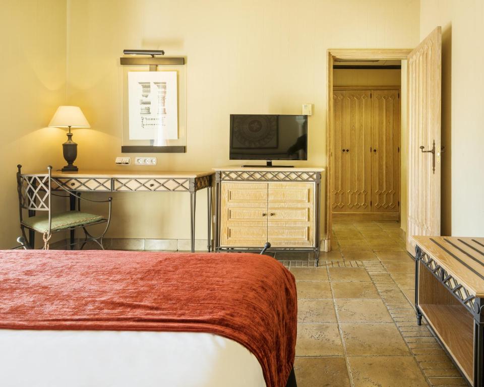 Hotel Ilunion Mérida Palace - 5