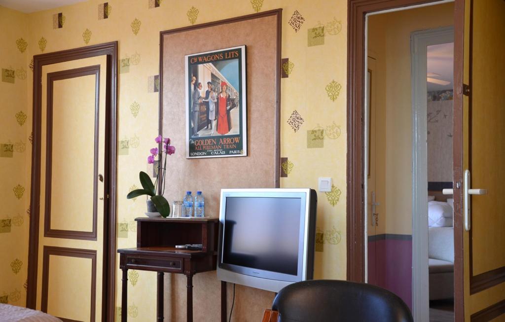 Avenue de la Gare - Superior Double Or Twin Room With Garden View
