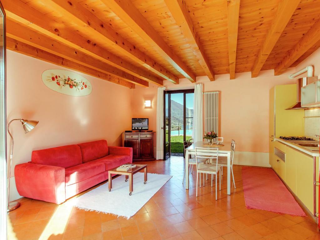 Uma área de estar em Belvilla by OYO Bilo della Cascina