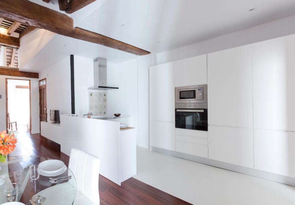 Apartments Downtown Valencia - 