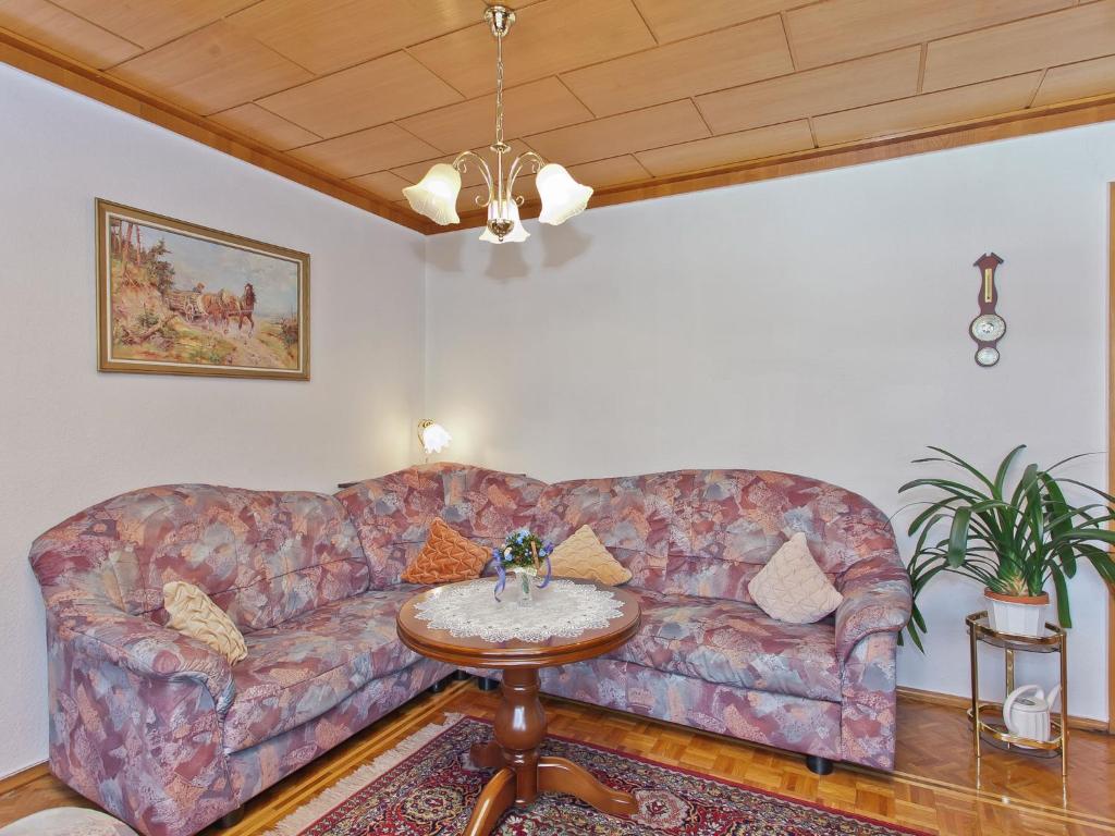 Un lugar para sentarse en holiday home in the Thuringian Forest with roof