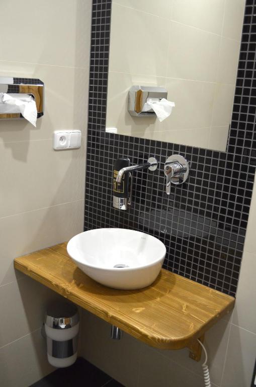 Łazienka w obiekcie Hotel Kristian
