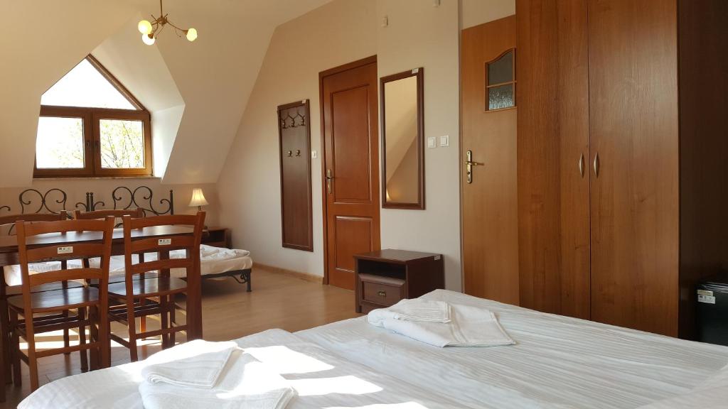 Willa Dzika Róża - 2