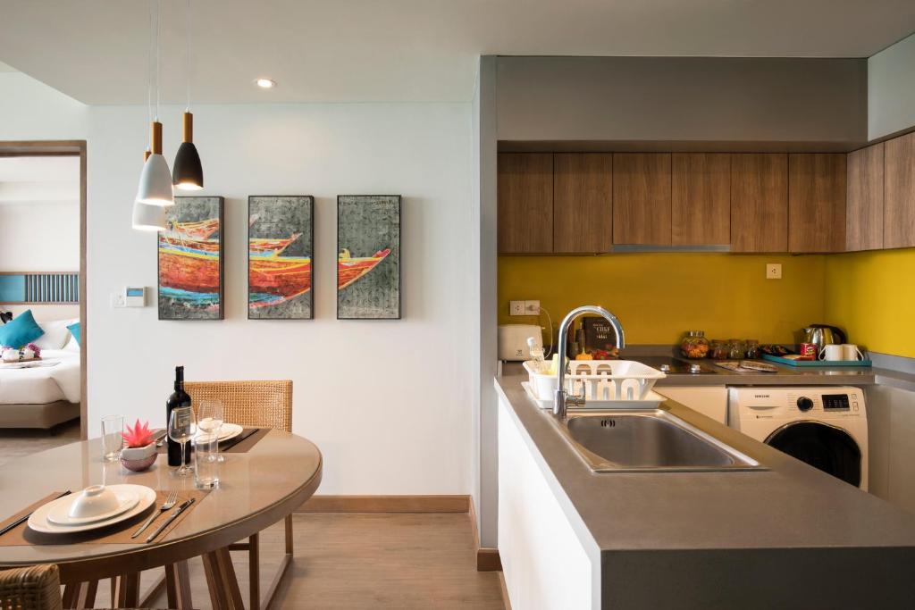 Nhà bếp/bếp nhỏ tại Citadines Bayfront Nha Trang