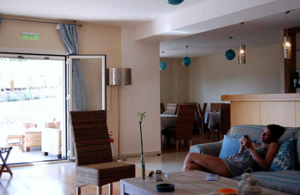 Posezení v ubytování Astrolabe Hotel