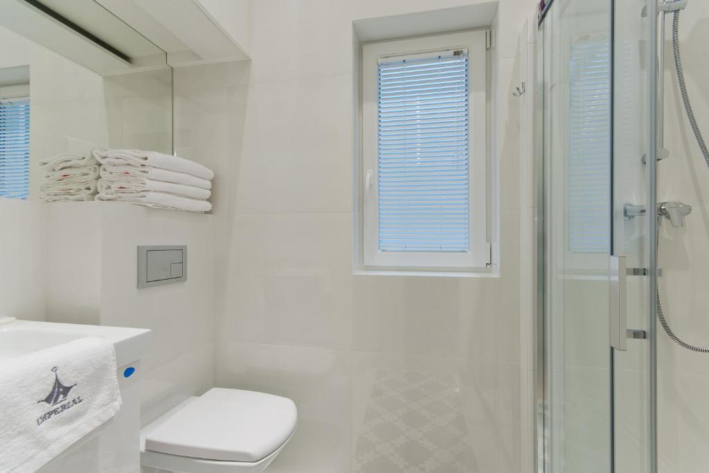 Kúpeľňa v ubytovaní Imperial Apartments Helska
