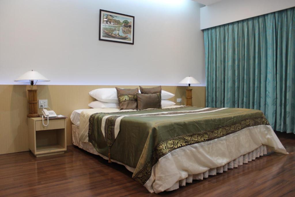 Charoen Hotel - Resim 4