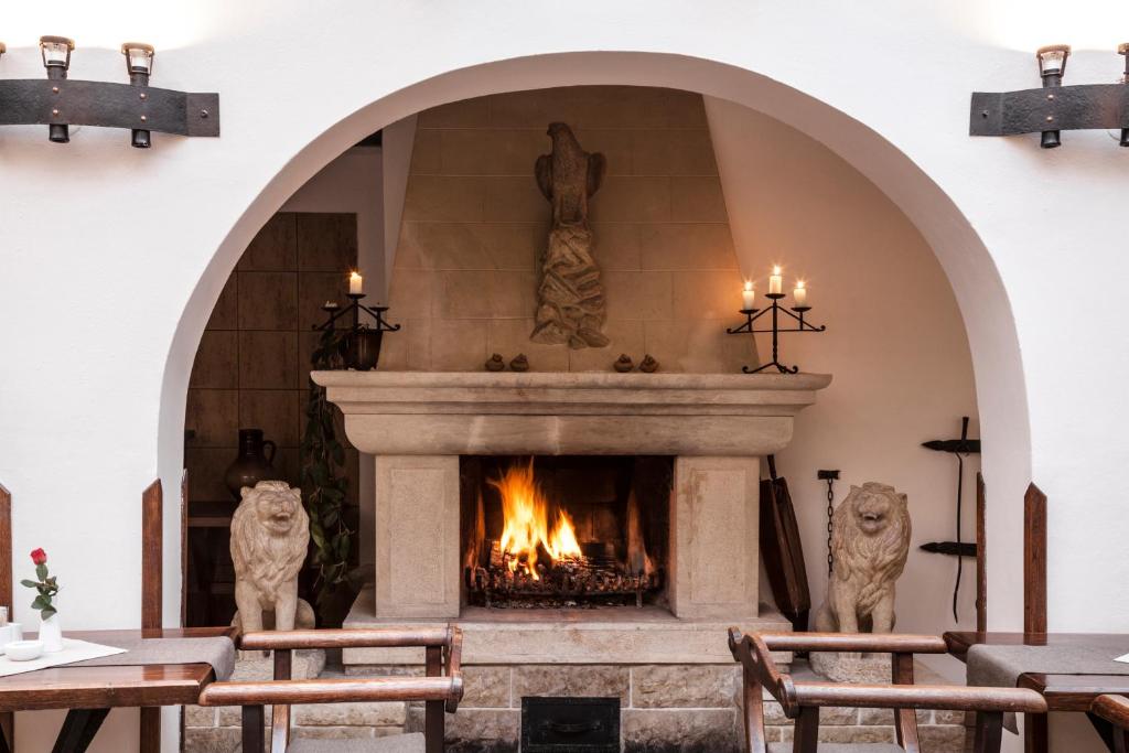 Zdjęcie z galerii obiektu Excalibur Penzion a Restaurace w mieście Moravská Třebová