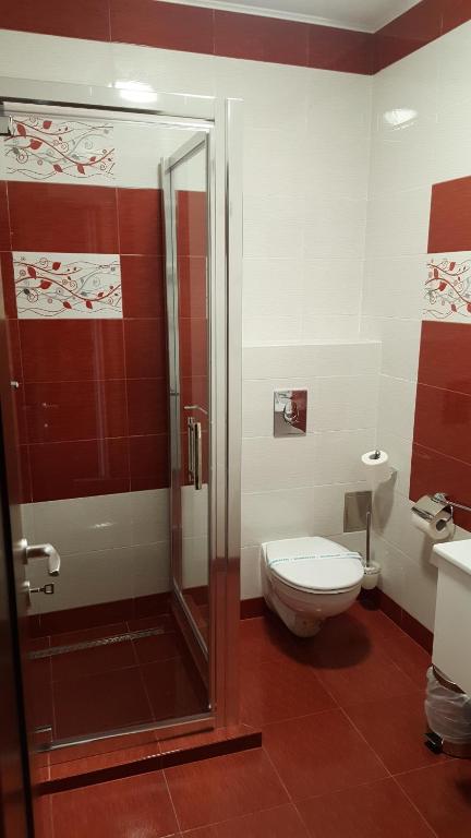Koupelna v ubytování Hanul Domnesc Imperial Hotel & SPA