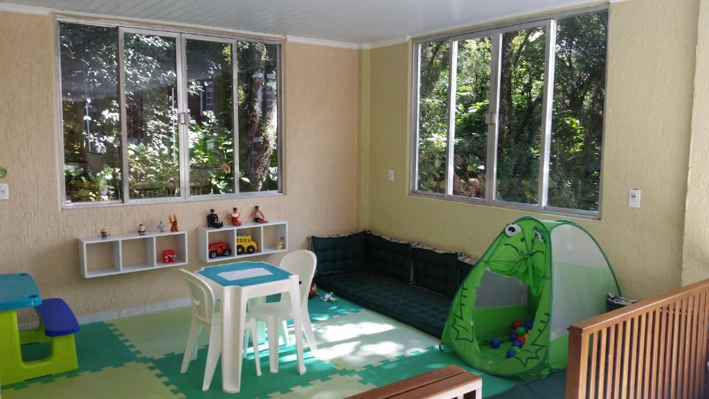 Hotel Galo Vermelho  Hotel Galo Vermelho