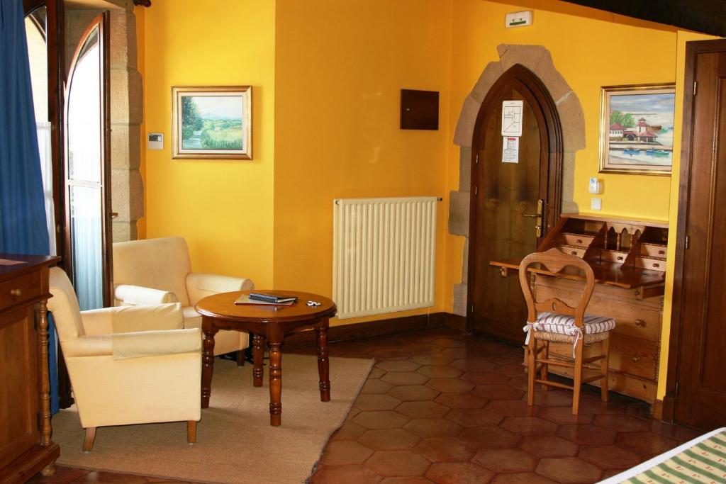 Posezení v ubytování Hotel Palacio Obispo