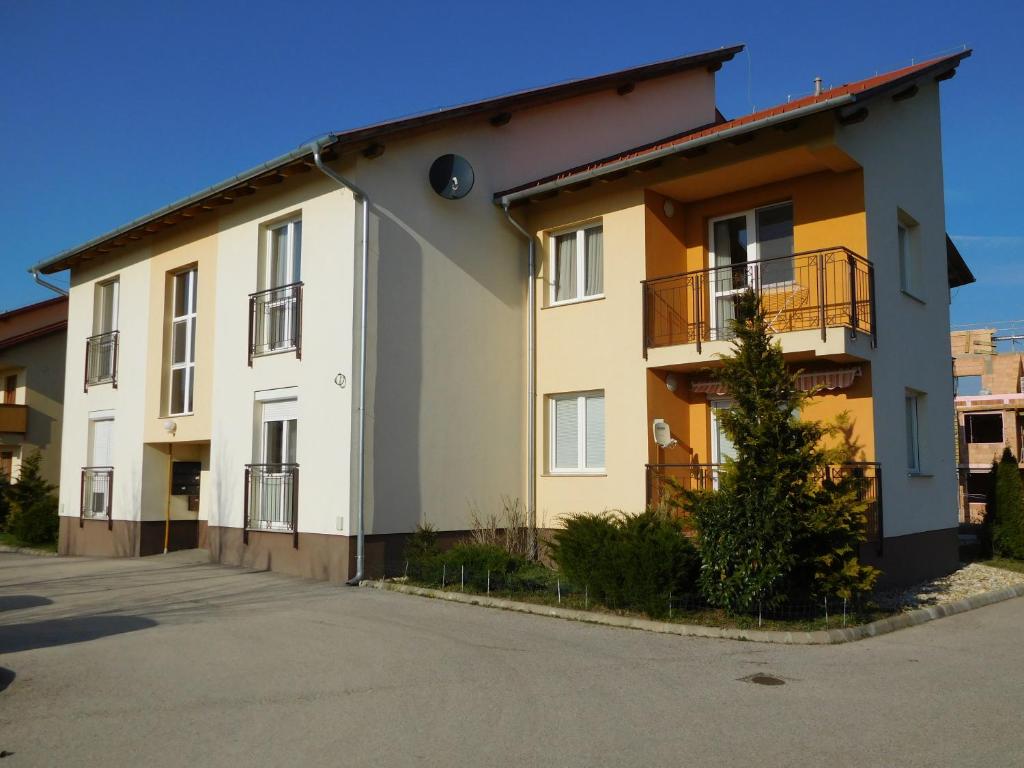 Jade Apartment 9437 Hegykő, Fürdöutca 10 kép - 1