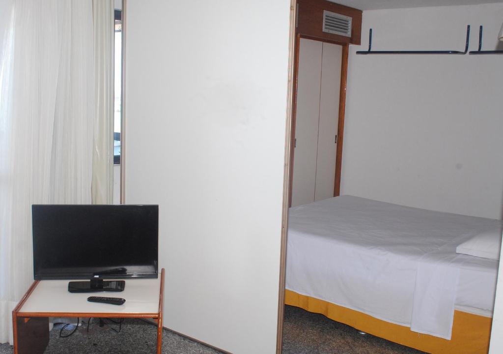 Televiisor ja/või meelelahutuskeskus majutusasutuses Iracema Residence Hotel Flat