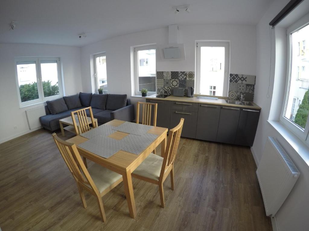 Starowiejska 9 Apartments - One-Bedroom Apartment