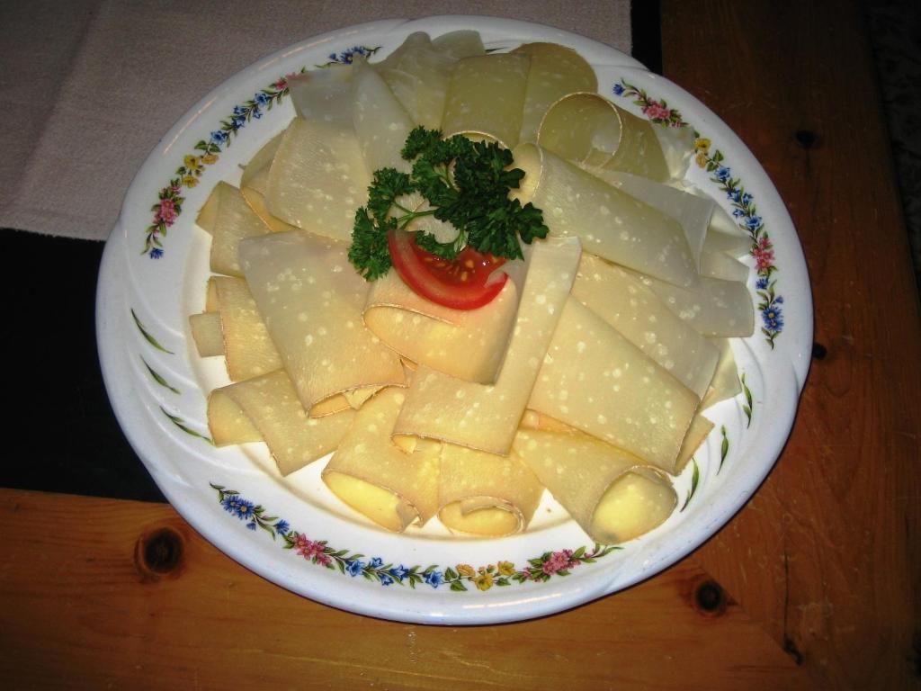 Jídlo v hotelu nebo okolí