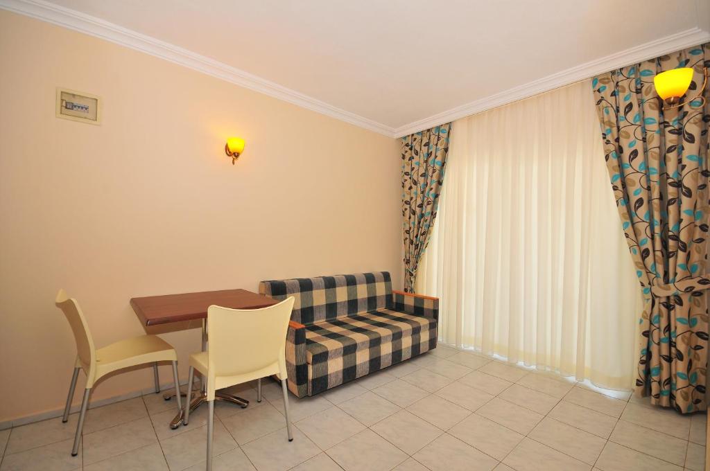 Posezení v ubytování Ozturk Apart Hotel