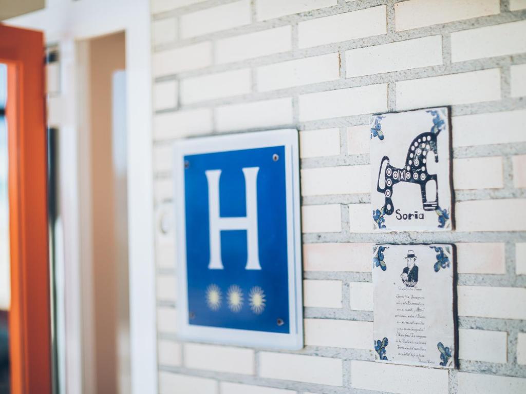 Certifikát, hodnocení, plakát nebo jiný dokument vystavený v ubytování Hotel Restaurante Cadosa