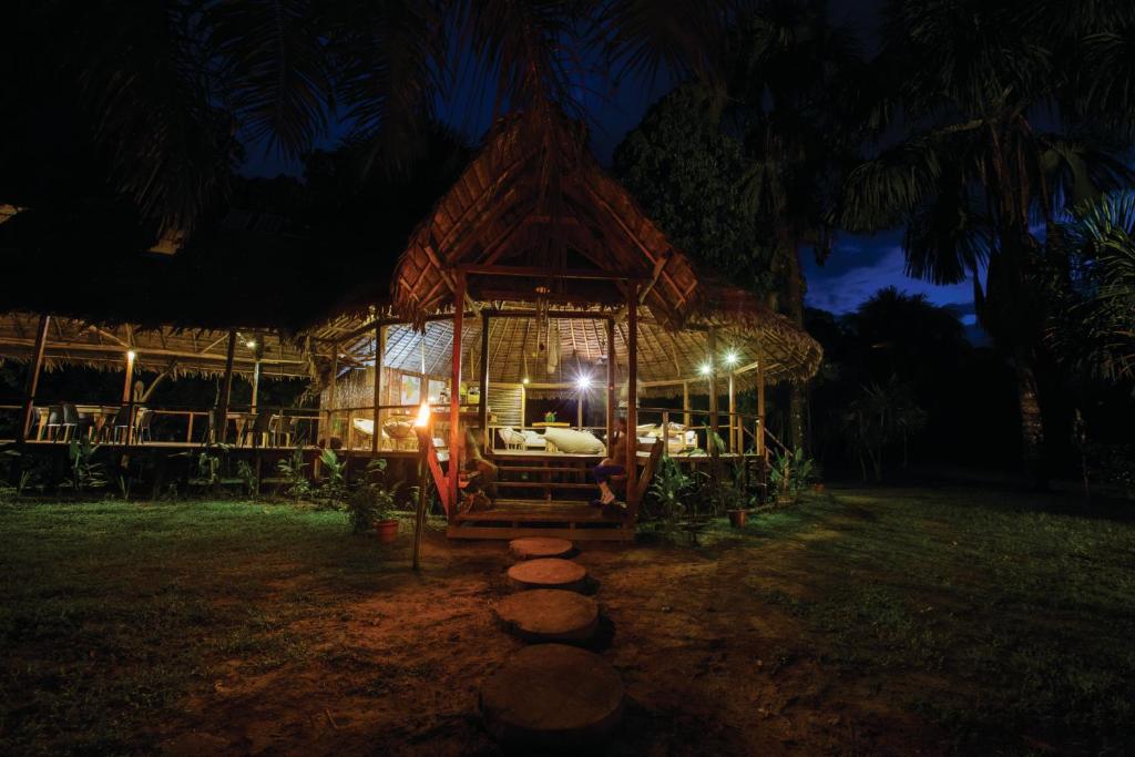 Zahrada ubytování Ämak Iquitos Ecolodge - All Inclusive
