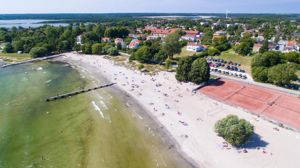 Příroda nedaleko prázdninového areálu