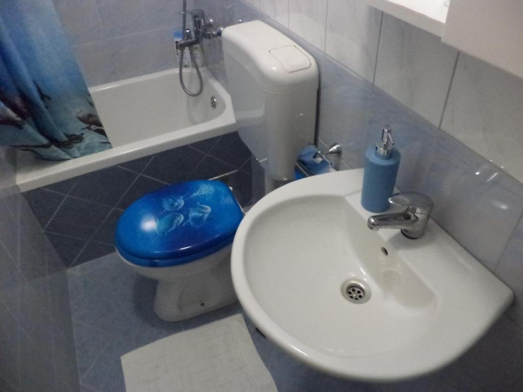 Kúpeľňa v ubytovaní Apartments & Rooms Abba
