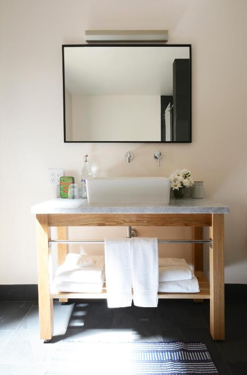 Timber Cove Resort - Tweepersoonskamer Met Bosuitzicht