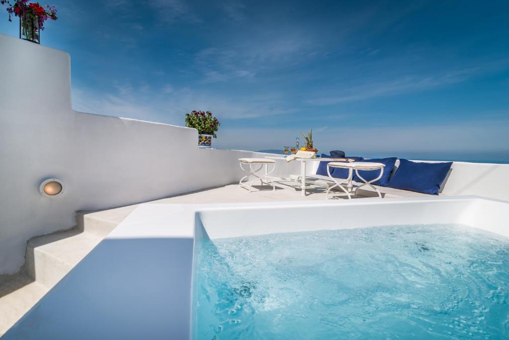 Fava Eco Suites, Oia – Updated 2023 Prices