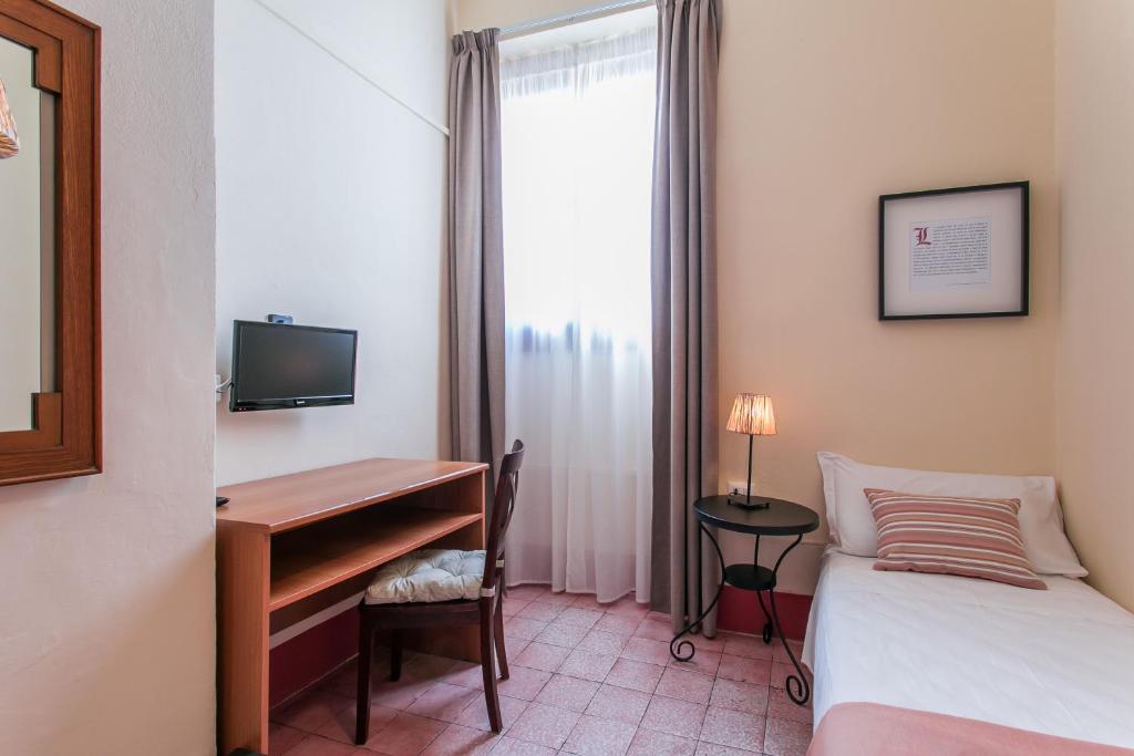 Hotel d'Azeglio Firenze - Resim 23