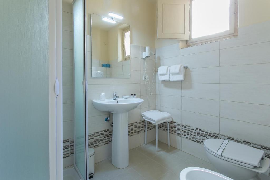 Koupelna v ubytování Hotel d'Azeglio Firenze