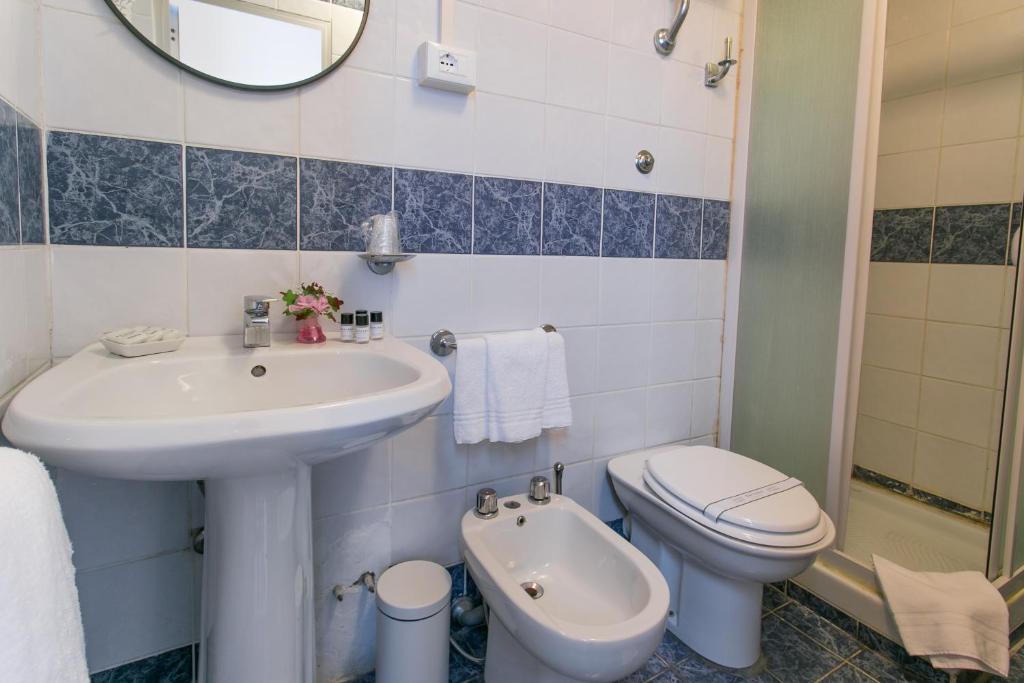 Hotel d'Azeglio Firenze - Resim 13