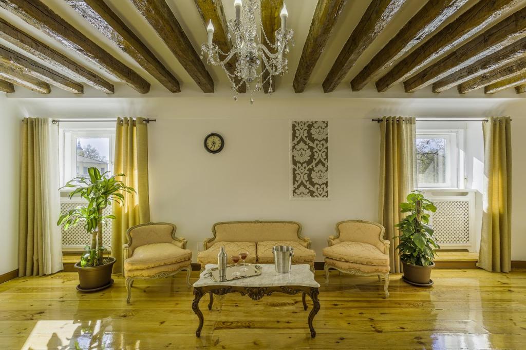 Oriente Palace Apartments - Resim 21