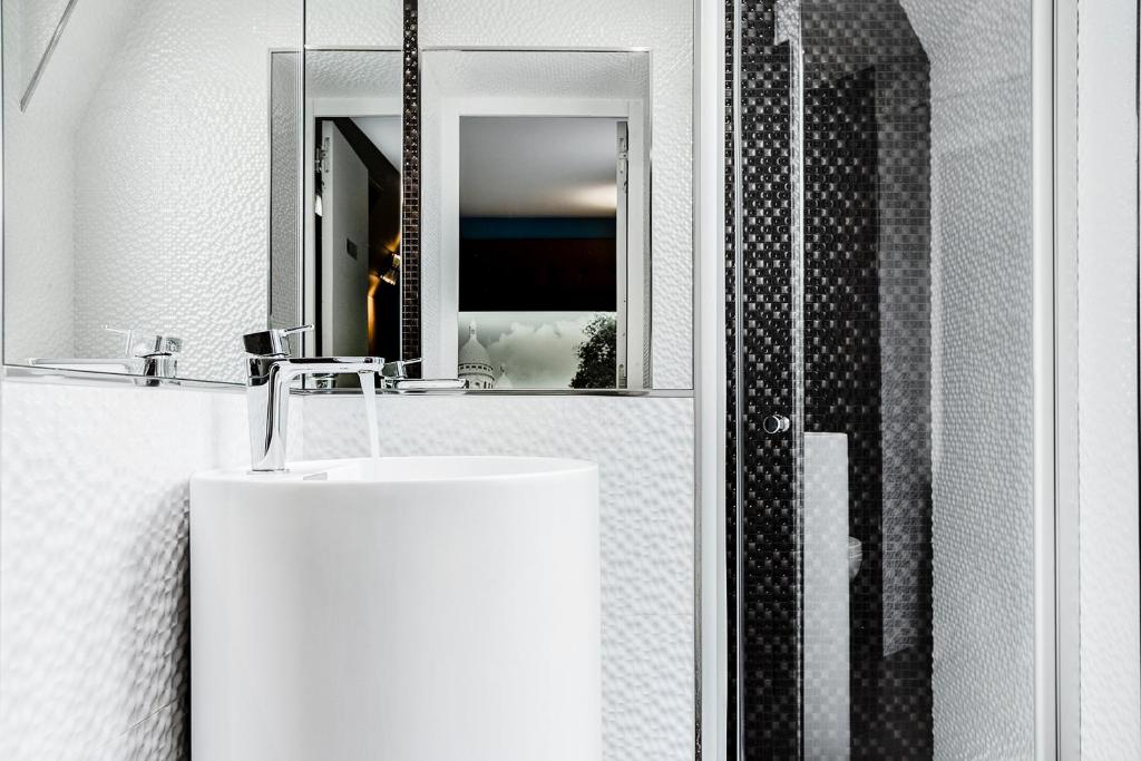 Best Western Nouvel Orléans Montparnasse - Resim 18