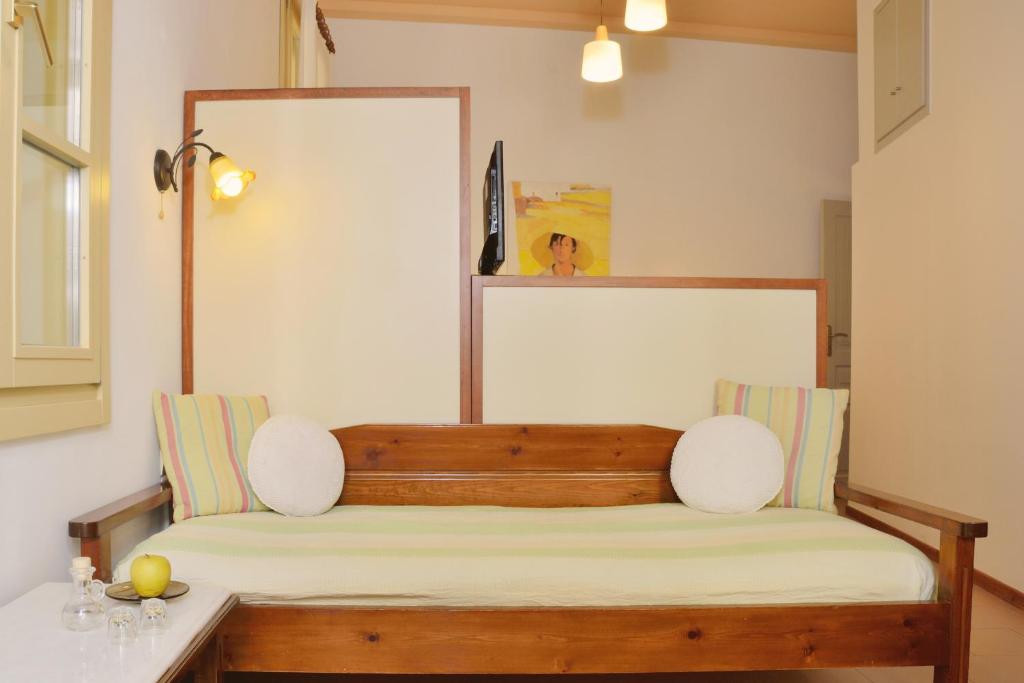 Silde Studios & Apartments - 11