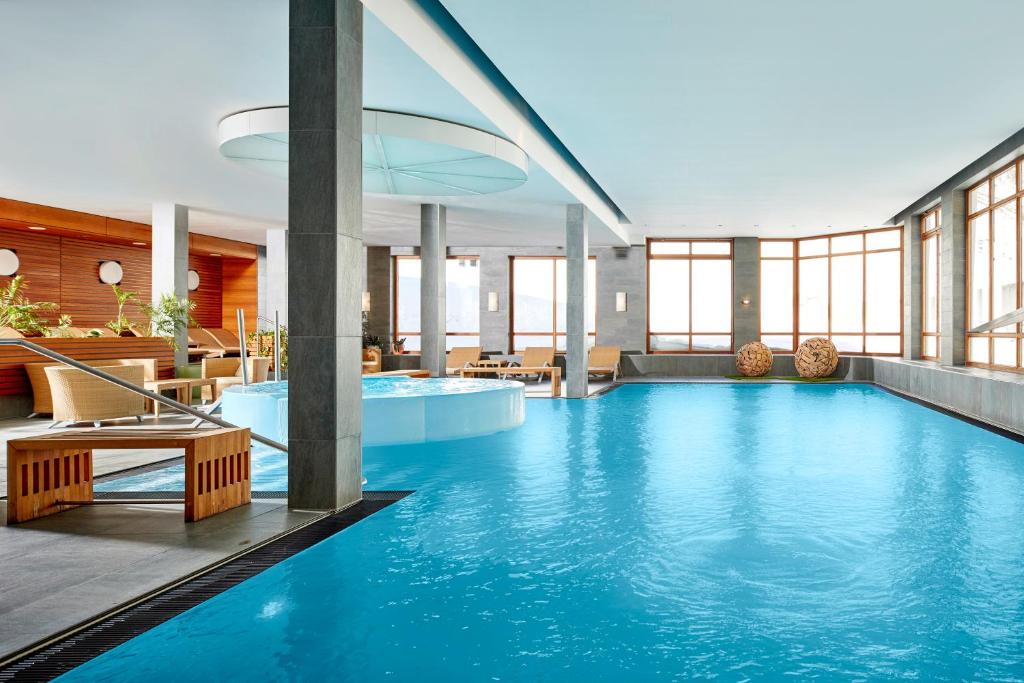Bazén v ubytování Hotel Konradin nebo v jeho okolí