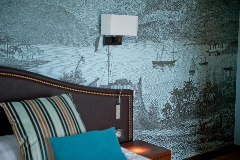 Hôtel Le Nouveau Monde - 11