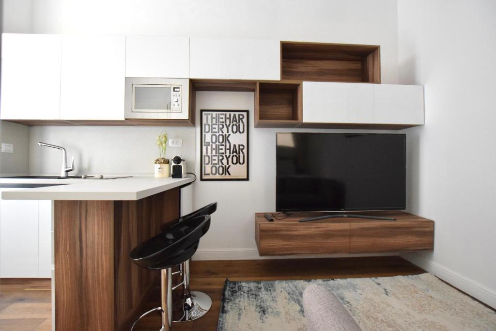 Luxury Studio by Hi5 - Budapest Broadway 1066 Budapest, 30 Zichy Jenő utca kép - 1