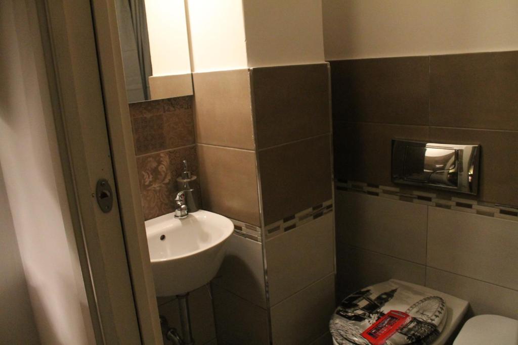 Koupelna v ubytování Algherooms