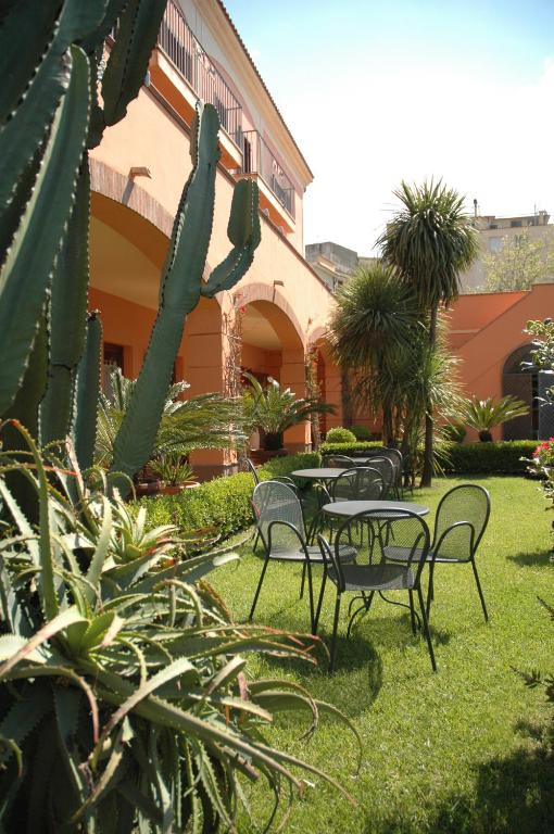 Zahrada ubytování Hotel Locanda dei Trecento
