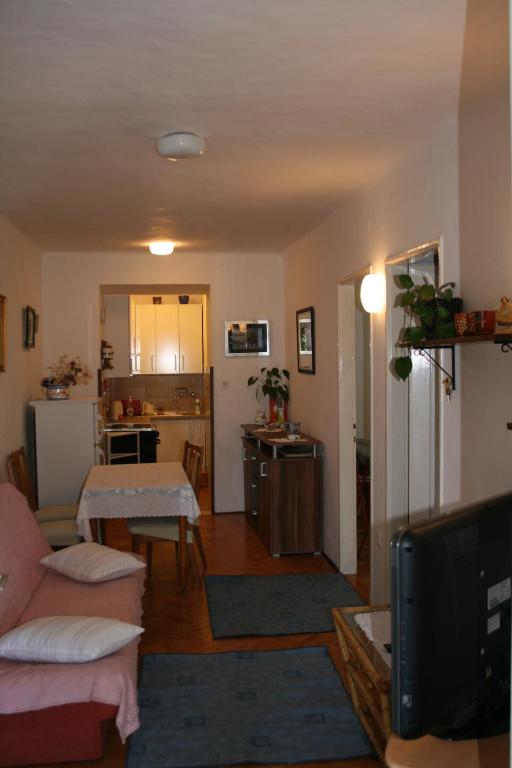 Apartment Miso - Two-Bedroom Apartment