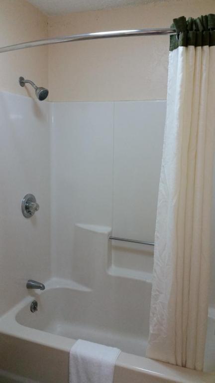 Super 8 by Wyndham Waco/Mall area TX photo