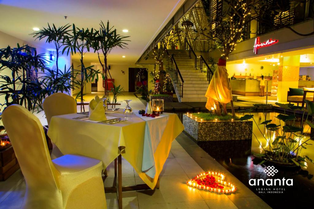 Restaurace v ubytování Ananta Legian Hotel