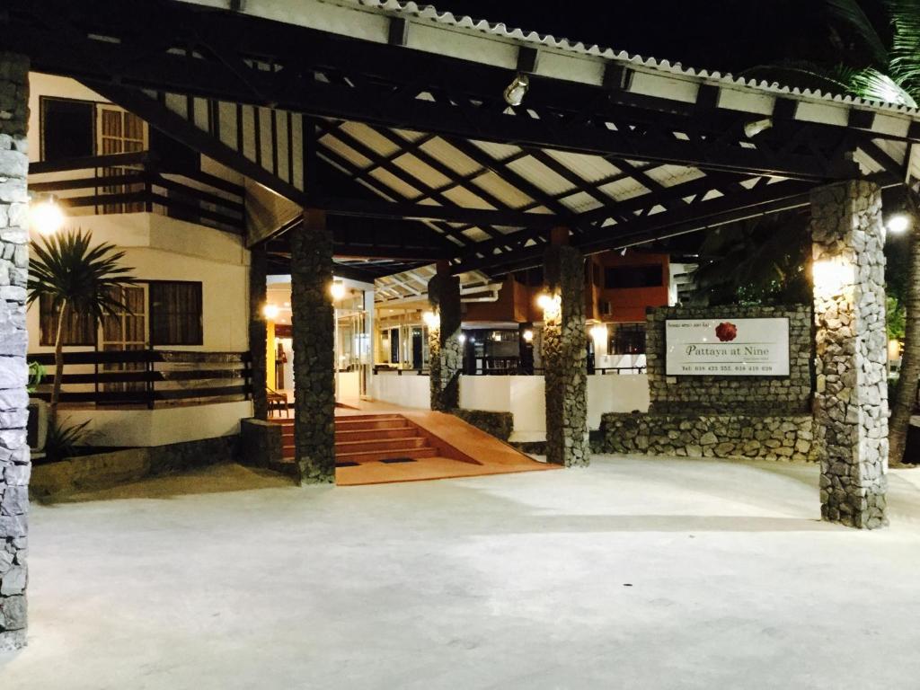 Pattaya At Nine - Resim 23