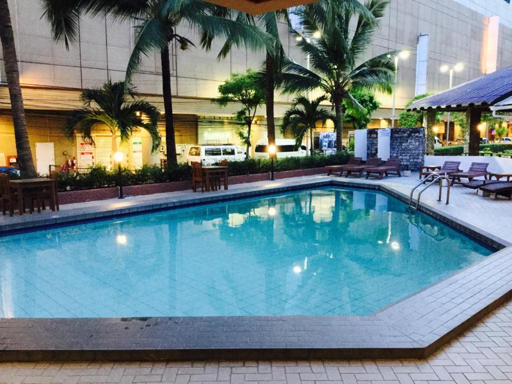 Pattaya At Nine - Resim 25