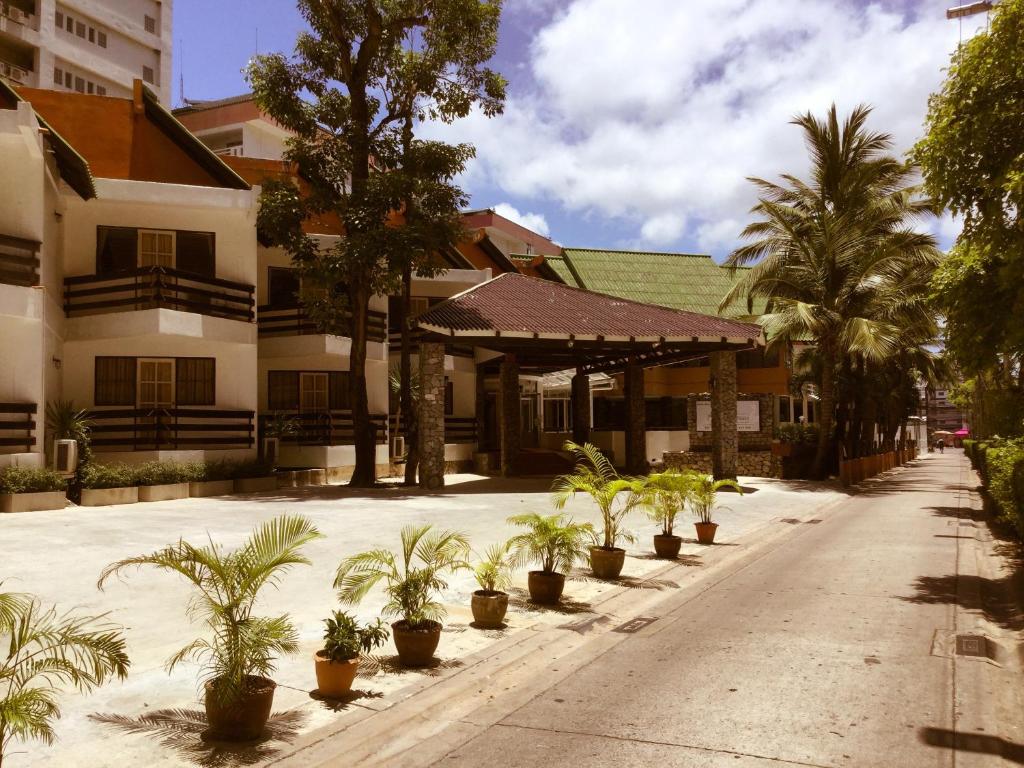 Pattaya At Nine - Resim 39