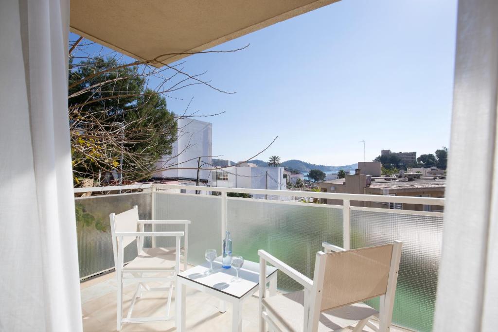 Hotel Torá - Triple Room
