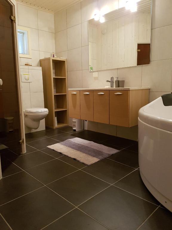 Koupelna v ubytování Glafsfjordens Accommodatie