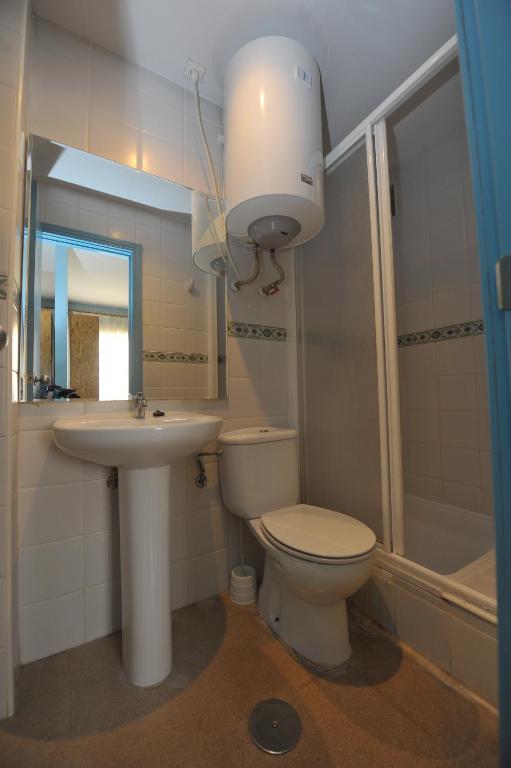 Koupelna v ubytování Micampus Málaga Student Residence