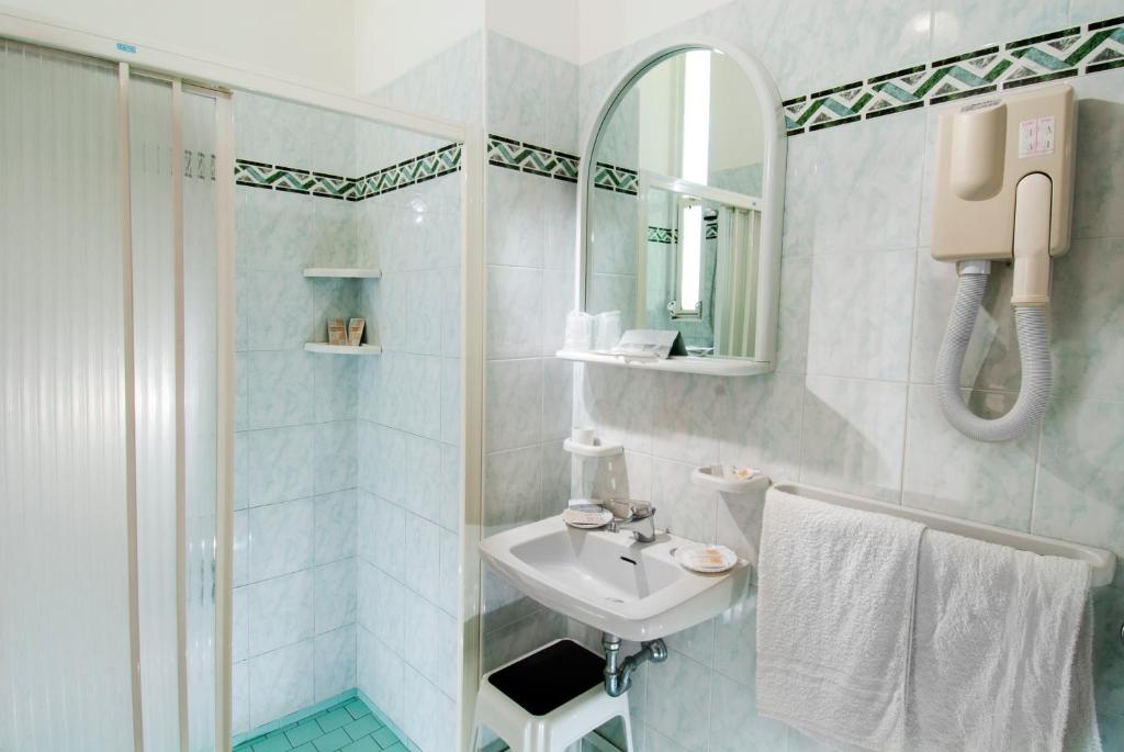 Koupelna v ubytování Hotel caesar